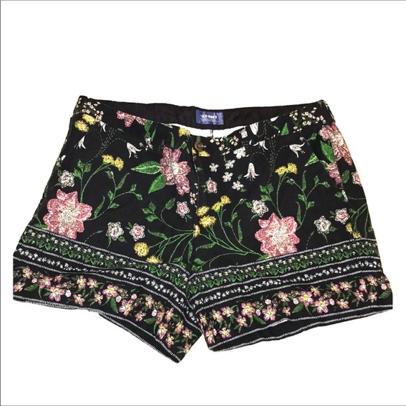 —SOLD—Old Navy shorts - Picture 2 of 5